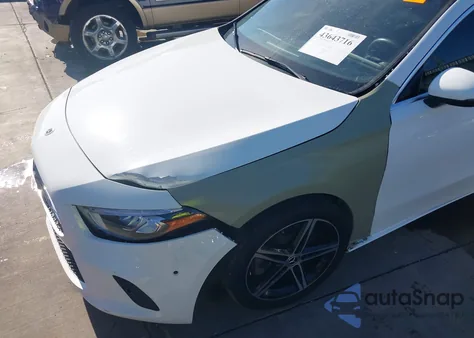 2019 Mercedes-Benz A 220 из США, поврежденный, VIN WDD3G4EB9KW000515